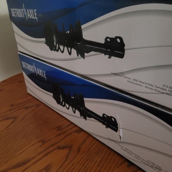 Detroit Axle Complete Struts with Springs for Pontiac Vibe/Matrix - Picture 5 of 6